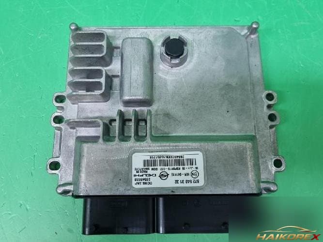 KG Mobility Korando 2017 — блок управления двигателем ECU 6725403132