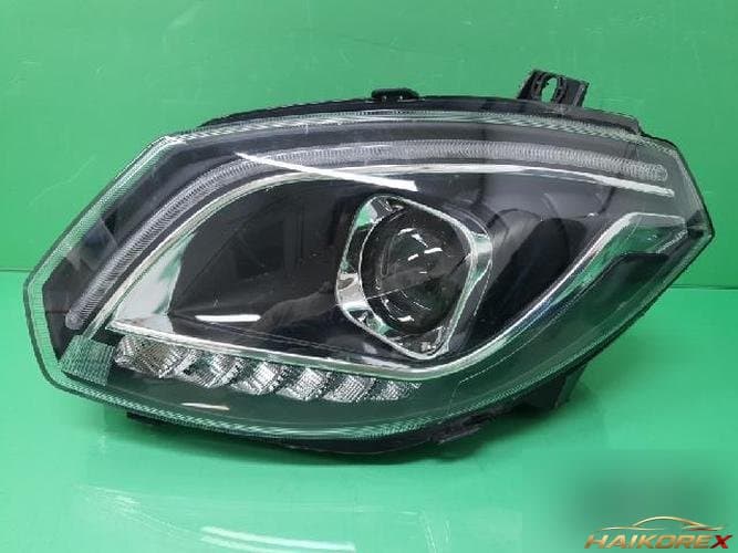 Headlamp левая 2020