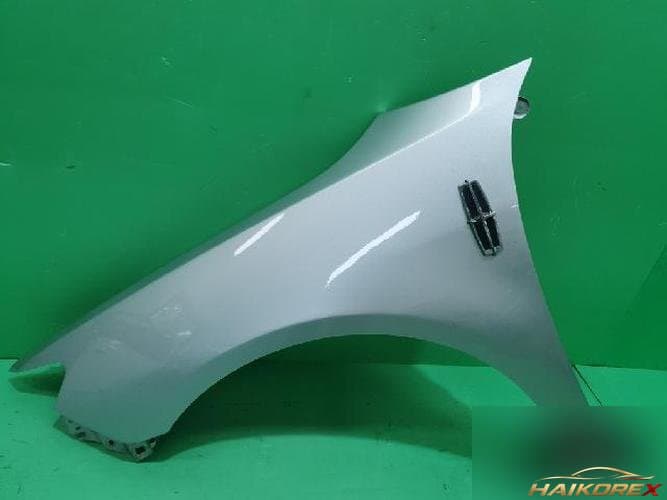 Ford MKZ 2010 — крыло левое