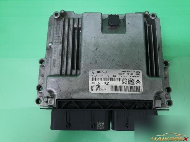 Peugeot 308 2015 — ЭБУ 9813283980