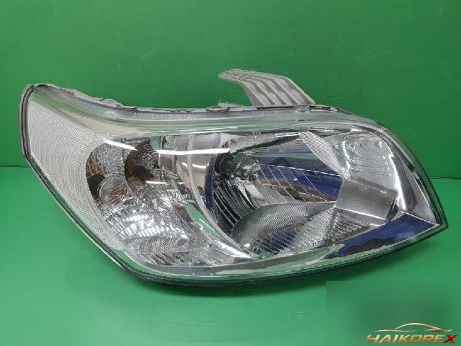 Daewoo Gentra 2009 — фара правая