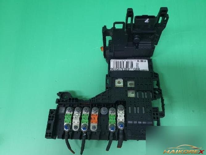 Citroen DS4 2013 — блок предохранителей (салонный) 9665878380