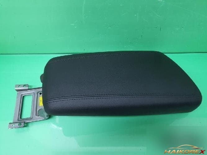 Kia K5 2013 — консольный ящик 3