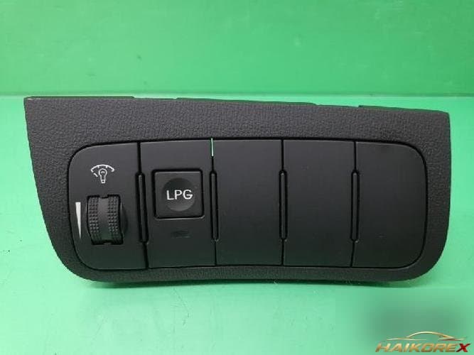 Hyundai Sonata 2009 — прочие детали 1