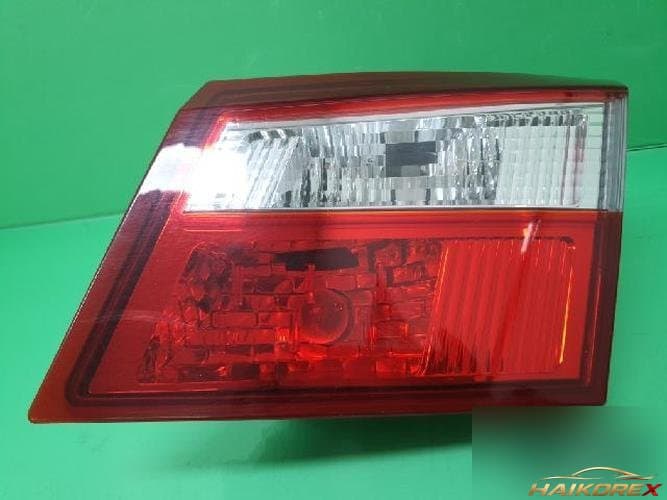 Renault SM5 2011 — задняя крышка багажника 265500030R