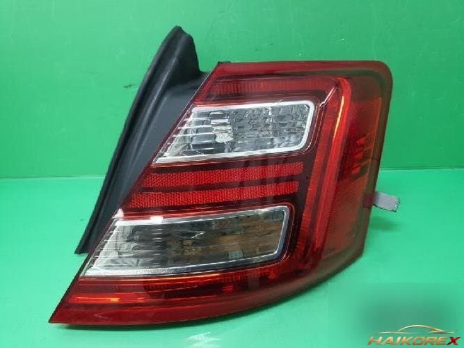 Ford Taurus 2013 — фонарь задний правый (комбинированный) DG13 13B504 A