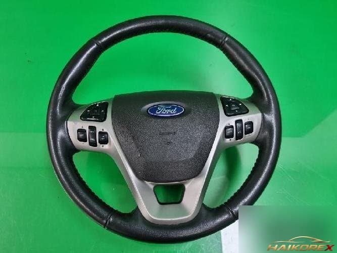 Ford Taurus 2013 — рулевое колесо 1