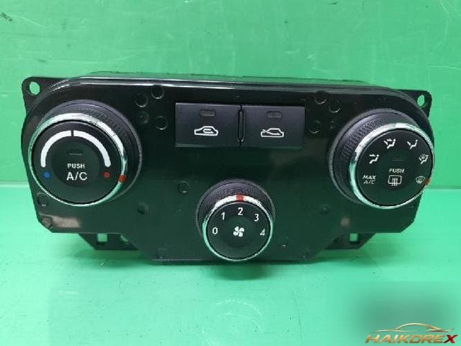Hyundai Tuscani 2007 — переключатель отопления и кондиционера 97250 2C