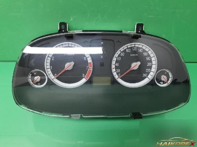 Hyundai Grandeur 2006 — приборная панель 94003 3L01 2