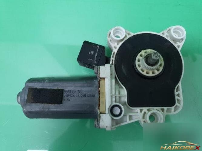 Mercedes-Benz S-Class 2003 — моторчик стеклоподъемника 47
