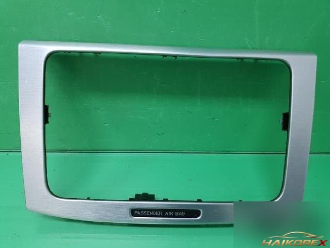 Volkswagen Passat 2011 — панель приборной доски 3C0 858 069