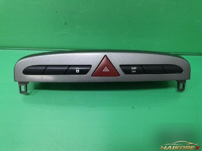 Peugeot 308 2011 — кнопка/переключатель 9659215177
