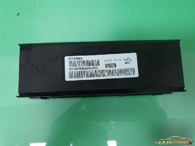 Chevrolet Orlando 2015 — модуль управления ETACS/BCM 13589909