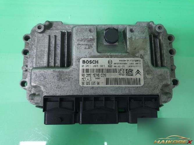 Peugeot 206 2007 — блок управления двигателем ECU 9662560580
