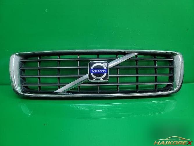 Volvo S80 2008 — решетка радиатора 30655102 2