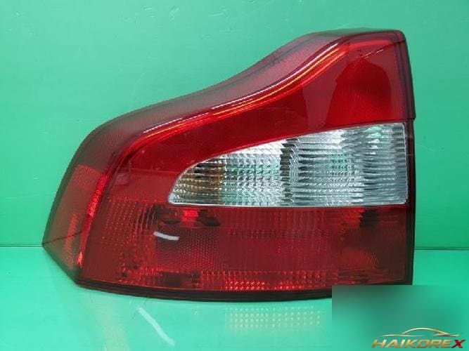 Volvo S80 2008 — задний комбинированный фонарь левый