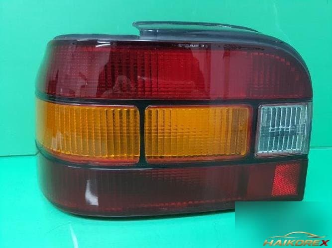 Kia Pride 1994 — комбинированный фонарь (габарит/стоп) левый KK140-51182