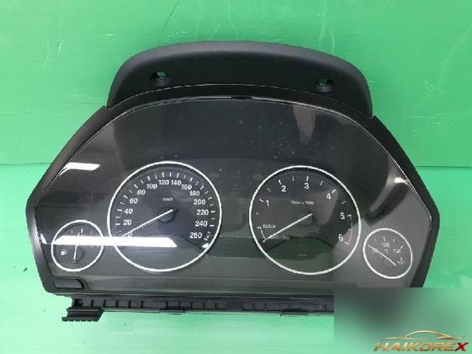BMW 3 Series 2012 — панель приборов 9232895 4