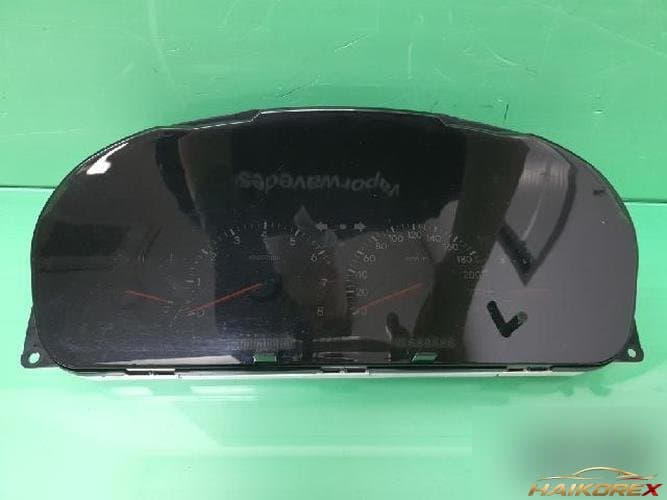 Hyundai Grandeur 2005 — приборная панель 94056 39000