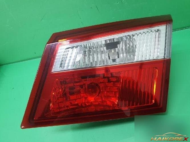 Renault SM5 2011 — панель багажника белая 265500030R