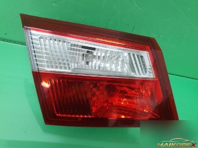 Renault SM5 2011 — накладка задней двери левая 265550031R