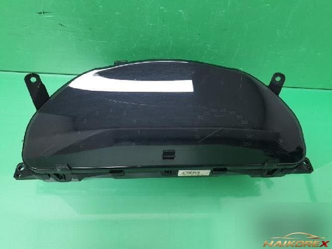 Hyundai Genesis 2009 — панель приборов 94013 3M220