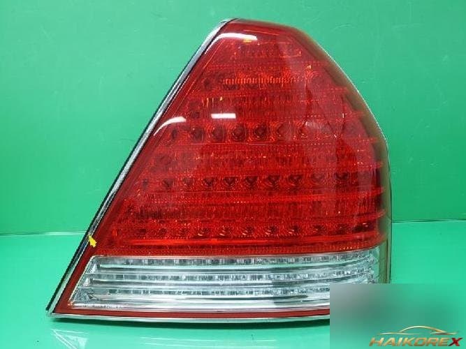 Hyundai Equus 2004 — комбинированный фонарь задний правый