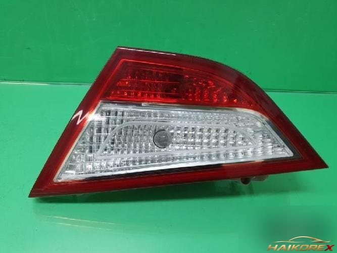 Hyundai Sonata 2011 — фонарь белый в крышку багажника (1 шт.)