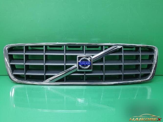 Volvo V70 2001 — решетка радиатора 9190986