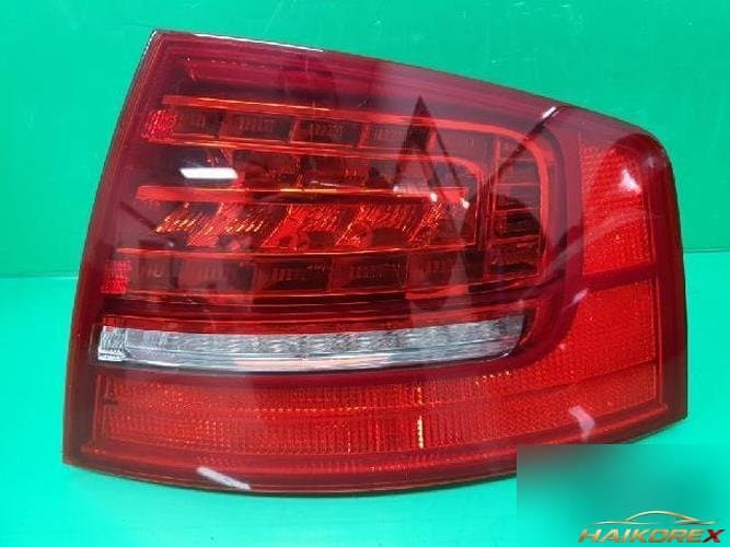 Audi A8 2010 — комбинированный фонарь задний правый 4E0 945 096 H