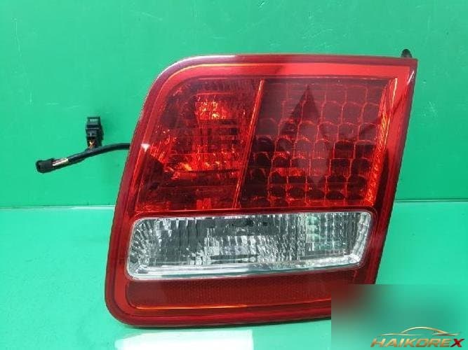 Audi A6 2007 — задняя отделка багажника