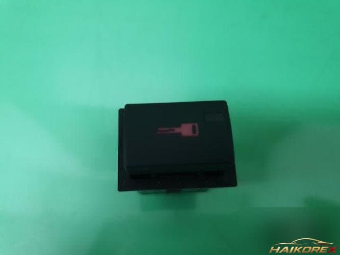 Audi A3 2009 — кнопка/переключатель 8E0 962 107
