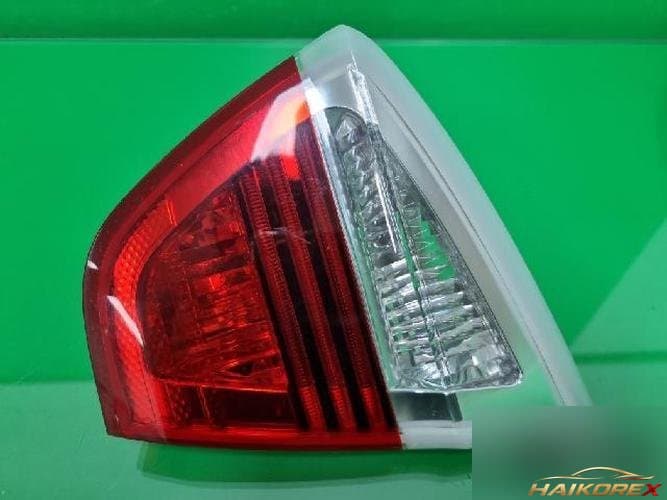 BMW 3 Series 2007 — крышка багажника белая
