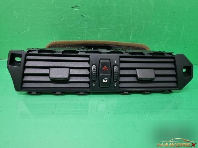 BMW 5 серия 2007 — панель приборов 6910734