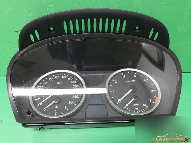 BMW 5-серия 2007 — панель приборов 6211 9135255