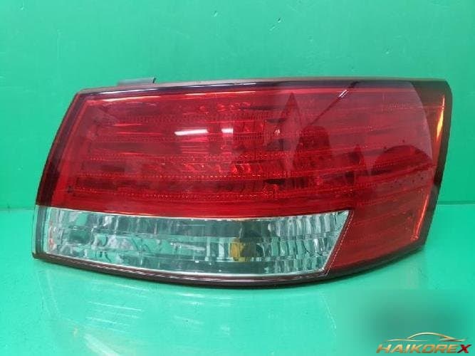 Hyundai Sonata 2008 — комбинированный фонарь задний правый (пассажирский)