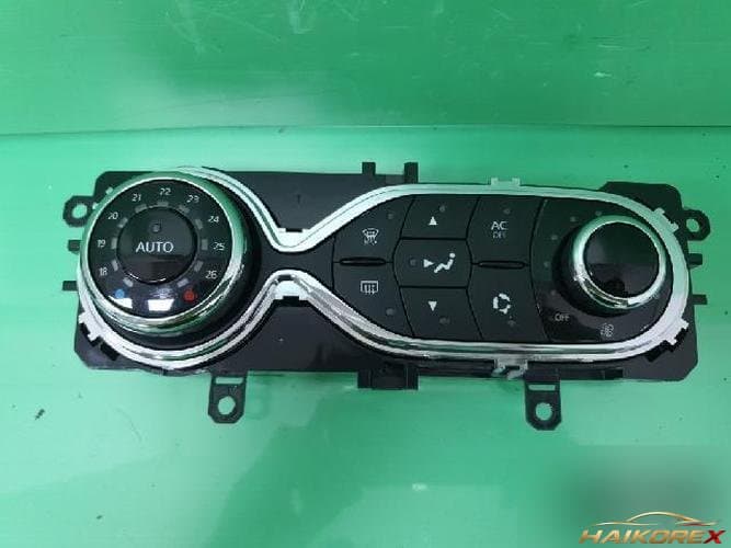 Renault QM3 2015 — блок управления климат-контролем 275108796R