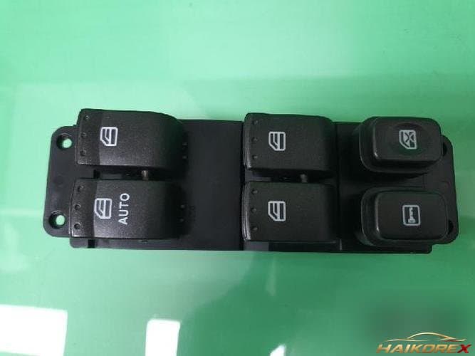KG Mobility Korando 2012 — переключатель стеклоподъемника передний левый