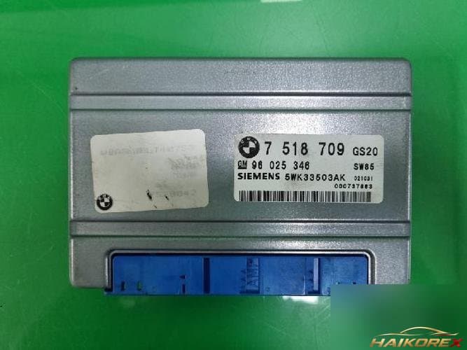 BMW X3 2003 — блок управления двигателем ECU 7518709