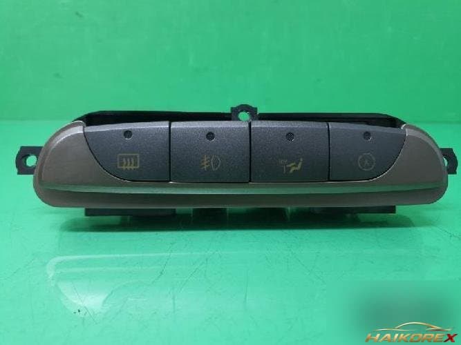 Hyundai Dynasty 2004 — кнопка/переключатель 1
