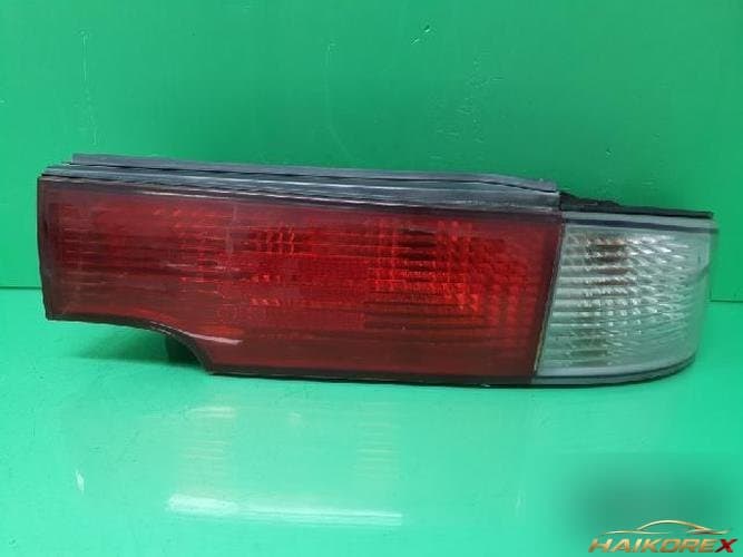 Hyundai Dynasty 2004 — комбинированный фонарь задний правый (пассажирский)