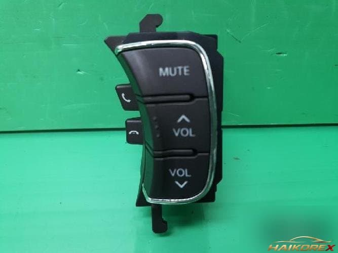 Hyundai Sonata 2010 — кнопка/переключатель 96710 3K200