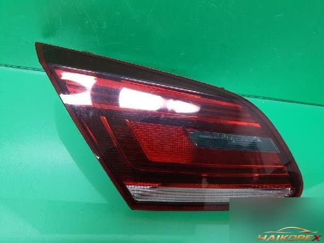 Volkswagen CC 2013 — накладка двери задней левой 3C8945307P