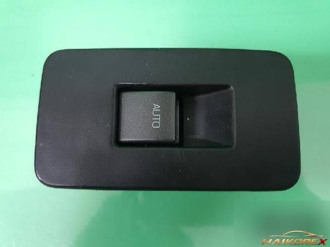 Ford MKS 2011 — кнопка стеклоподъемника 1