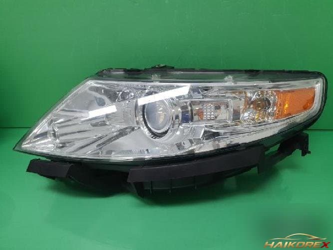 Ford MKS 2011 — фара левая 8A53 13005A