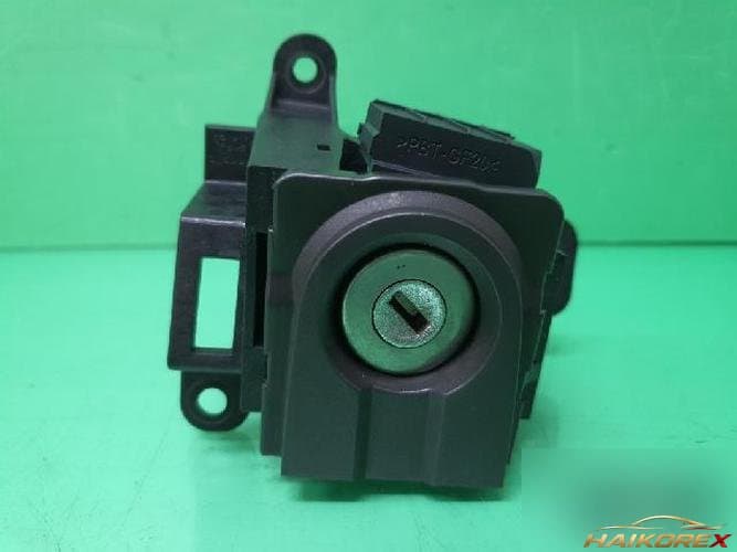 Ford MKS 2011 — прочие детали 1