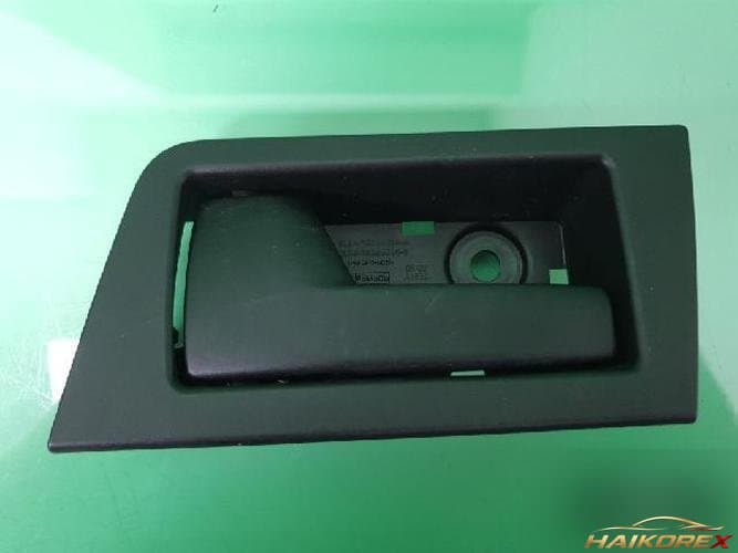 Ford Escape 2008 — защелка двери 8L84 78266B35
