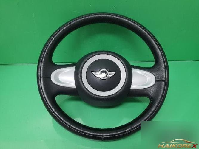 Mini Cooper 2010 — рулевое колесо