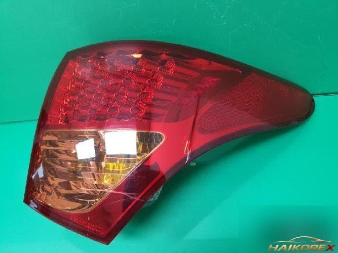 Hyundai Veracruz 2009 — задний фонарь правый (комбинированный) 9240 3J1