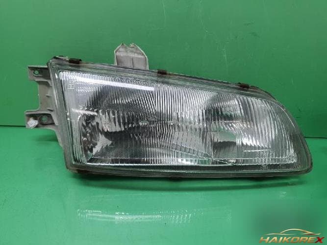 Hyundai Libero 2000 — фара правая